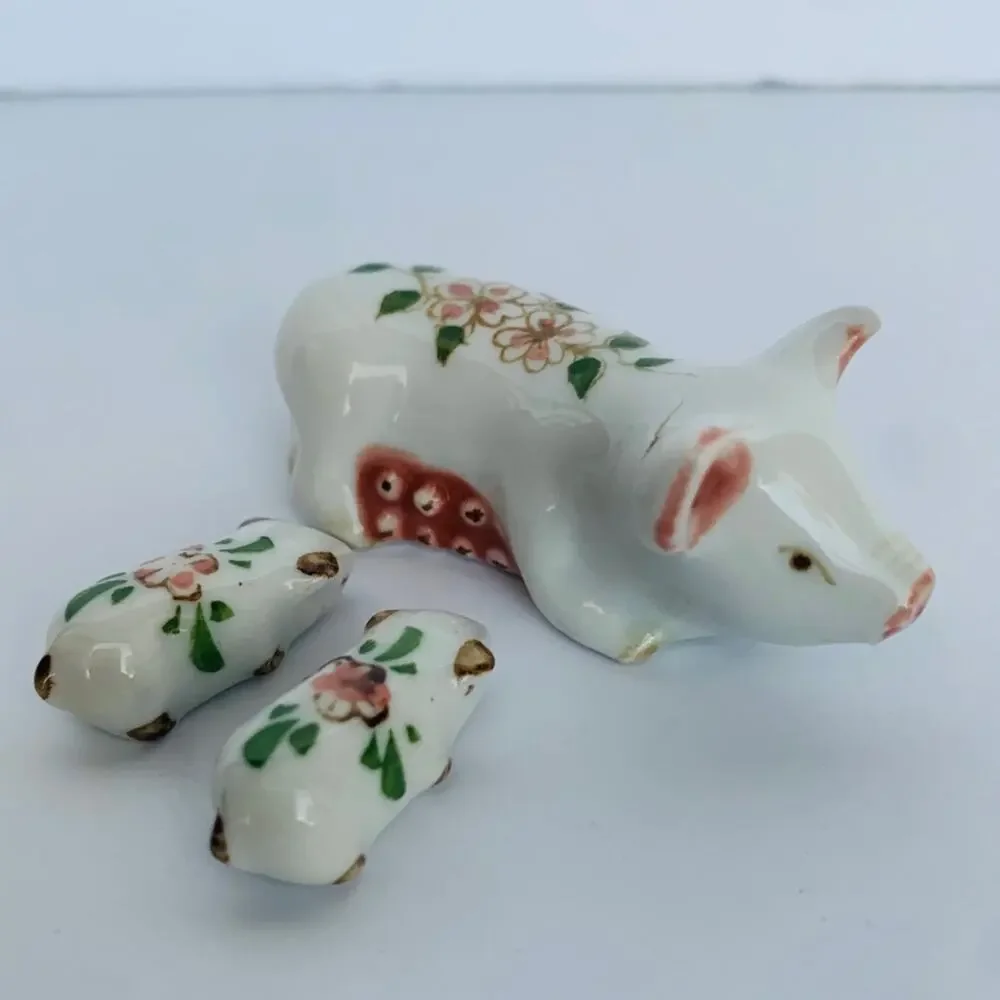 Vintage Miniature Pig Family Porcelain Figurines